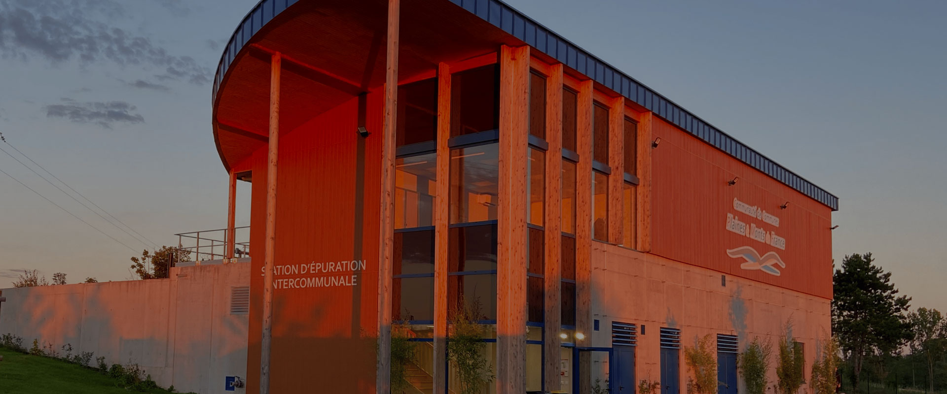 Le Fonds Stratégique des Transitions prend le lead au capital du Groupe Sources aux côtés de ses partenaires financiers historiques