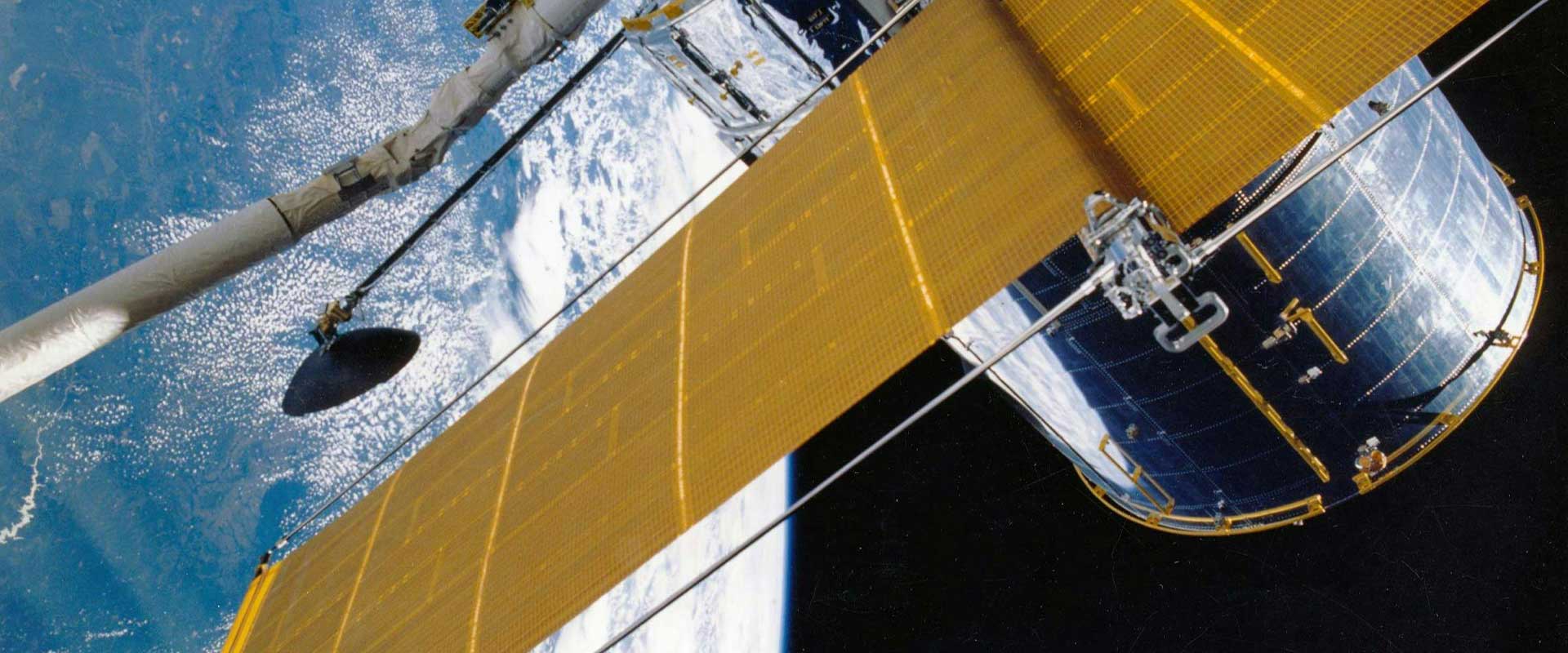 ISALT, investit l’espace via le Fonds Stratégique des Transitions, en participant à la levée de fonds d’Unseenlabs, leader mondial des technologies spatiales de surveillance maritime